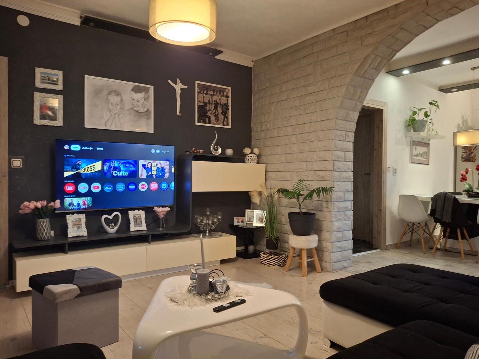 Apartment L&L 시베니크 외부 사진